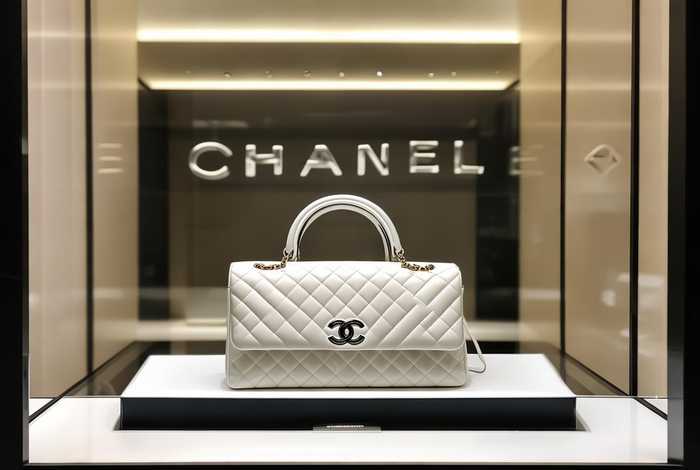 chanel包官网旗舰店，chanel包包官网旗舰店