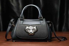 豹头标志是什么牌子包包、豹头标志是什么牌子包包图片