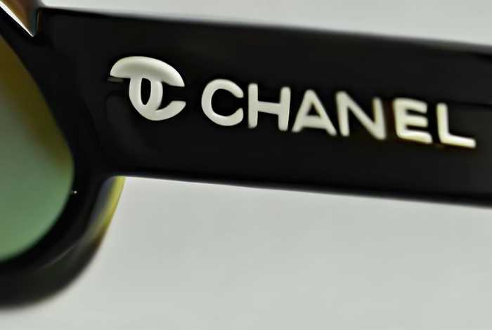 chanel墨镜怎么辨别真假 chanel 墨镜型号怎么看
