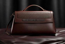 百元轻奢包品牌；百元轻奢包包品牌