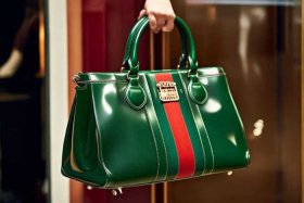 古驰中国官网旗舰店女包，古驰中国官网旗舰店包包