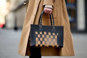 巴宝莉官网女款包经典款、巴宝莉官网新款女包