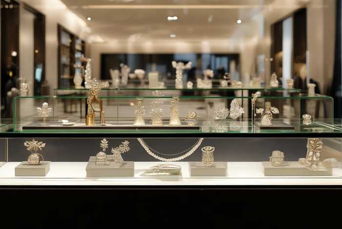 chanel香奈儿官网直播（chanel香奈儿饰品官网）