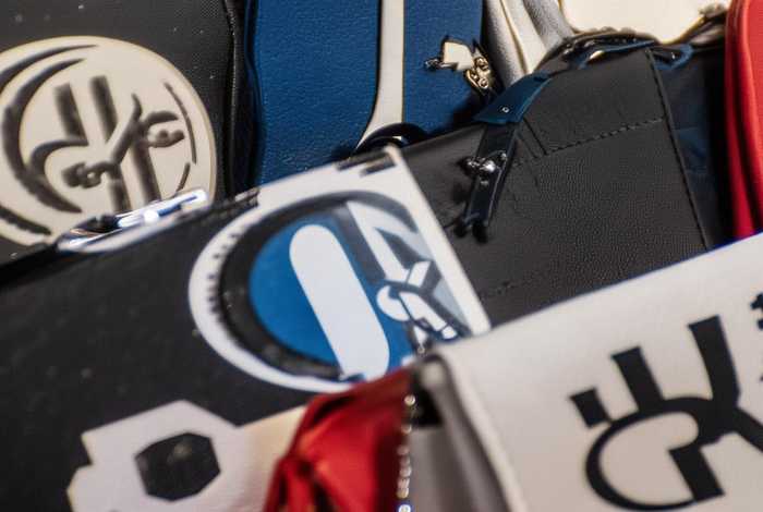 ck包到底有几个牌子；ck包到底有几个牌子标志