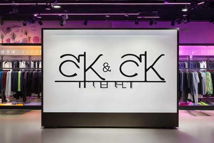 ck和小ck是一个公司吗 ck和小ck是一个品牌吗