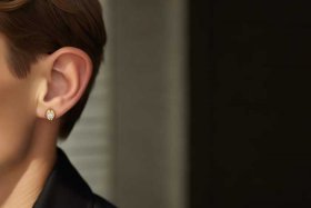chanel耳钉男款 chanel经典款耳钉