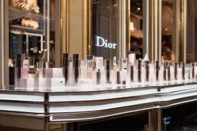 迪奥是哪个国家品牌 迪奥是哪个国家的品牌化妆品