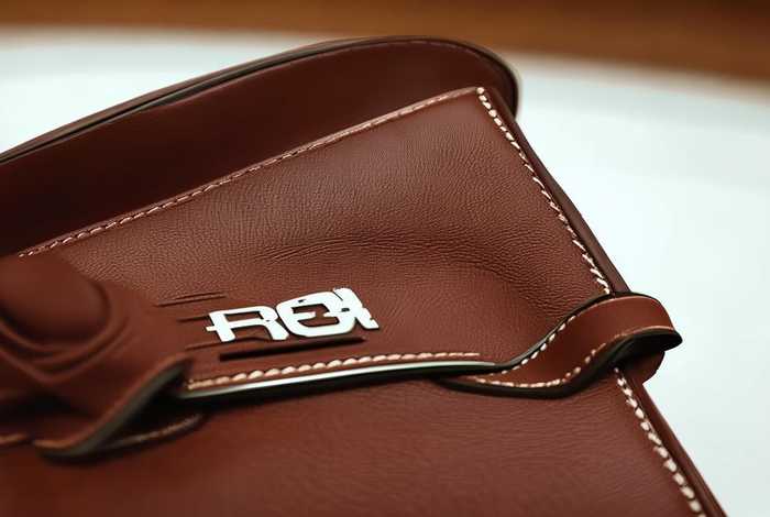 爱马仕官方网女包限量版 爱马仕官方网女包限量版是正品吗