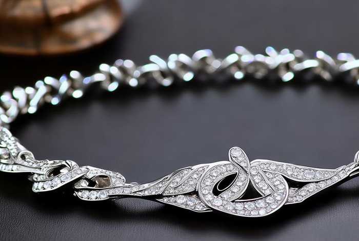 chomel官网手链价位（chomel官网项链价位）