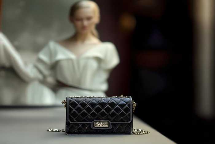 chanel包包缎面，chanel编织包价格