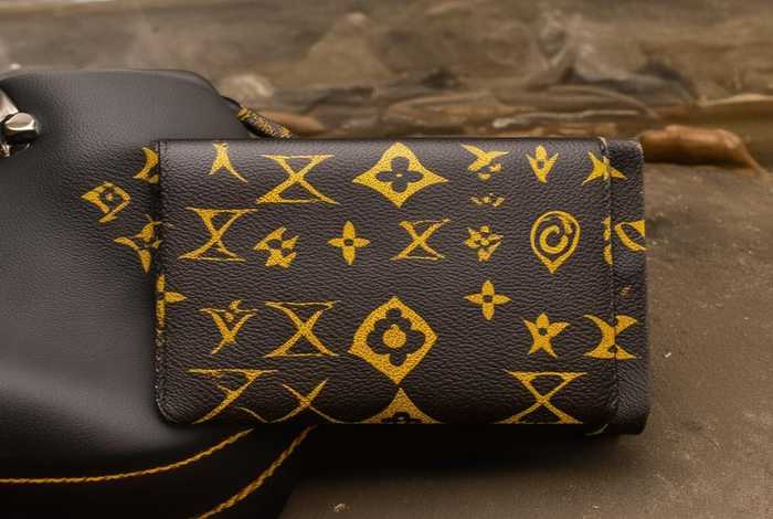 2021年lv必买包腋下包,lv腋下包m40712 2021年lv必买包腋下包,lv腋下包m40712