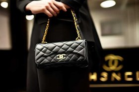 chanel是什么品牌包包、chanel是什么品牌包包价格