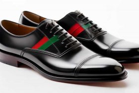 古驰男鞋官网正品；古驰男鞋官网正品价格及图片