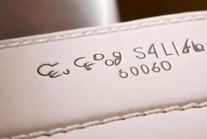 chanel cf防伪码在哪 chanel cf编号在哪里