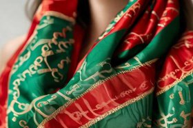 古驰女围巾价格和图片（古驰女围巾价格和图片大全）