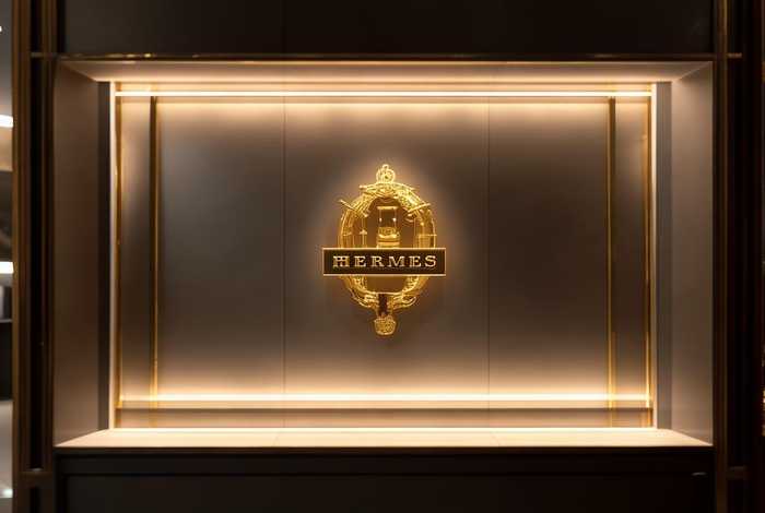 比爱马仕还高端的品牌全英文名 - 比爱马仕还高端的品牌全英文名字