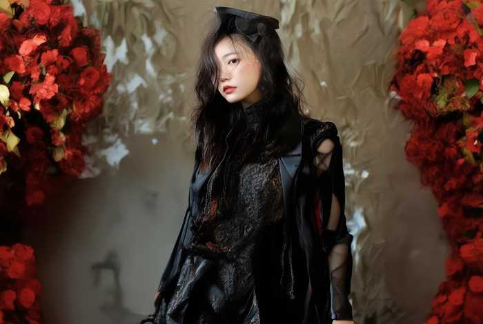 2020秋冬女包最流行款式颜色 - 2020秋冬女包最流行款式颜色衣服