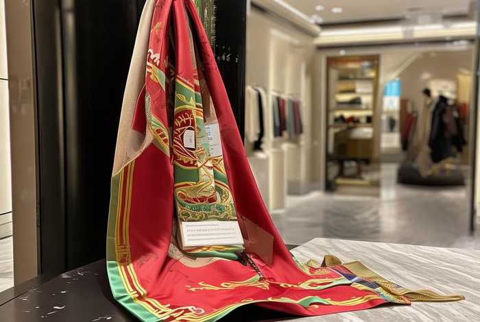 古驰围巾官网价格图片、古驰围巾官网价格图片及价格