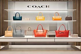 coach官网旗舰店新款；coach中国官网旗舰店
