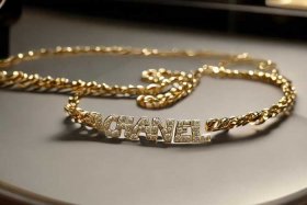 chanel项链字母、chanel字母项链怎么辨别真假
