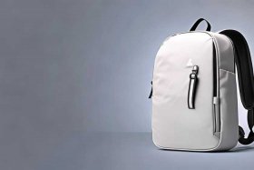 超薄双肩轻便背包品牌；超薄双肩轻便背包品牌排行