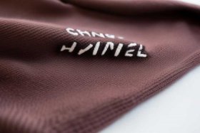 chanel 毛衣；chanel毛衣 L号