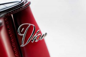 迪奥官网的包是正品吗，迪奥官网的包是正品吗能买吗