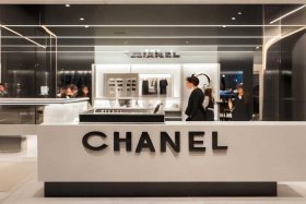 chanel香奈儿天猫；chanel天猫是自营吗