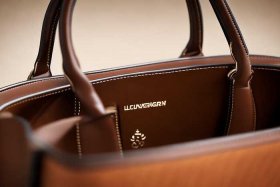 包的牌子怎么形容、包的牌子怎么形容词语