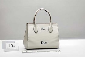 dior包包保值吗 - dior包包保修吗