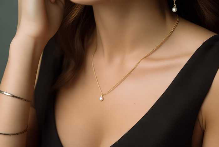 30岁女人必备的首饰；30岁女人必备的首饰图片