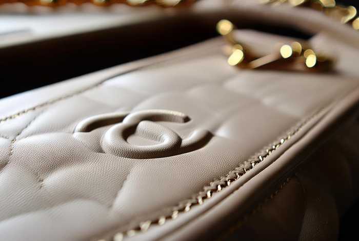 chanel包包鉴定真假 chanel包怎么鉴定真假