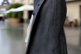 Chanel服装，chanel服装经典款效果图和设计理念