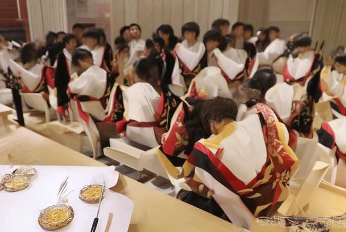 ck包和小ck包 ck包和小ck包质量有什么区别