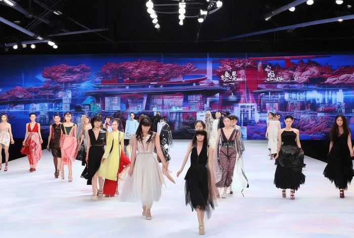 2021年国内十大品牌服装排名;2021年中国十大品牌服装 2021年国内十大品牌服装排名;2021年中国十大品牌服装