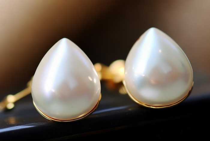 Chanel耳钉水滴珍珠 chanel耳钉水滴珍珠 Chanel耳钉水滴珍珠 chanel耳钉水滴珍珠