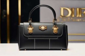dior官网2021新款包包、dior新款包包官网价格