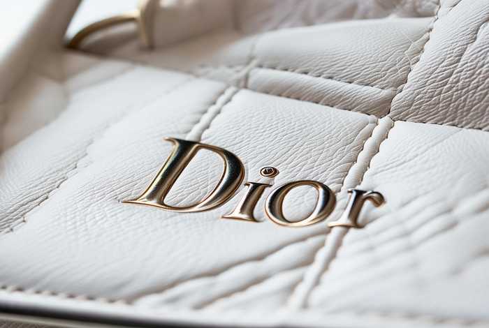 dior包内标；dior包内标 真假辨别