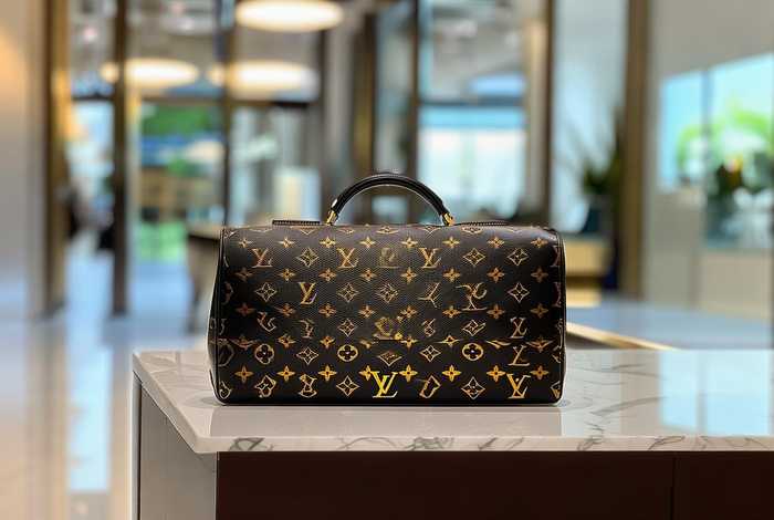 lv女包官网价格是多少；lv女包官网价格是多少钱一个