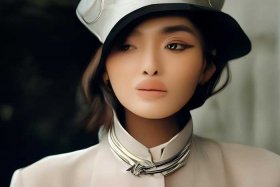 CHANEL胸针新款，chanel胸针新款