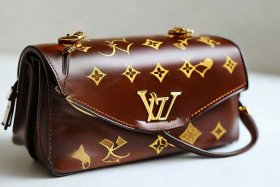 Lv女包官网价，lv女包官网价格是多少