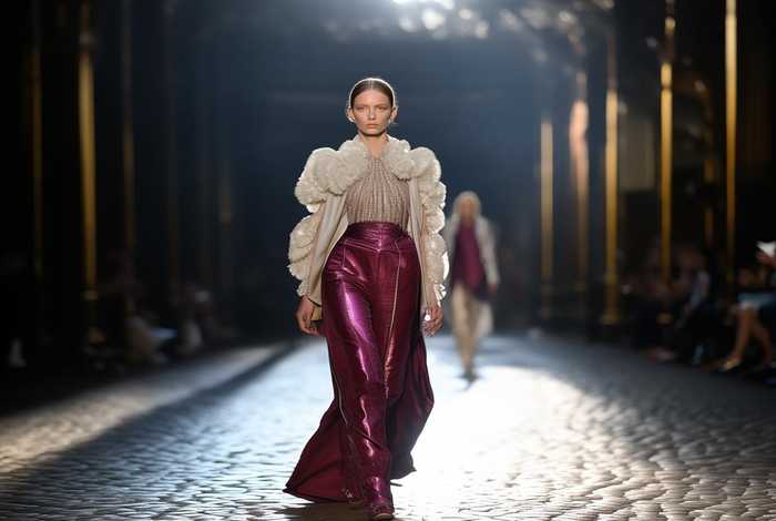 顶级奢侈品服装品牌（顶级奢侈品服装品牌排行榜）