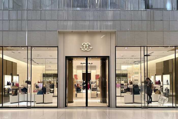 成都香奈儿女包专柜；成都香奈儿女包专柜电话