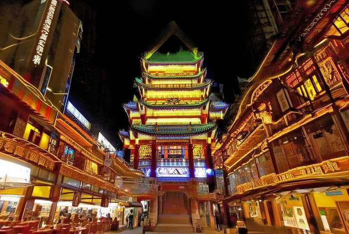 coach蔻驰官方旗舰店北京王府井；coach蔻驰官方旗舰店北京王府井有专柜吗