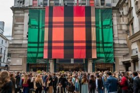 burberry完整版 - burberry the banner