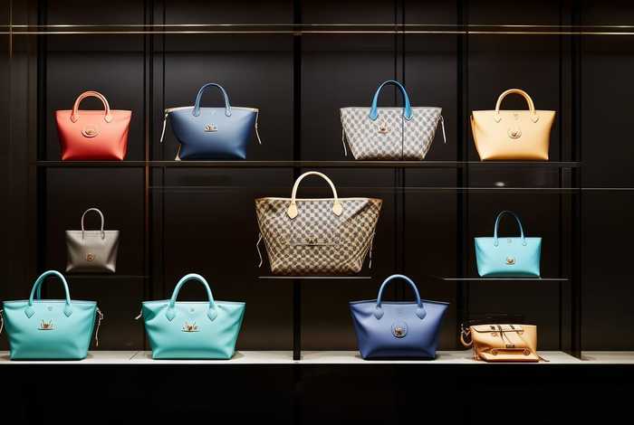 lv十大必买经典款包包2025，lv十大必买经典款包包图片