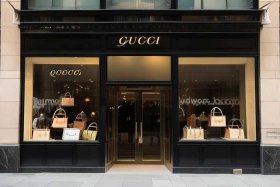 古驰女士双肩包专卖店，古驰女士双肩包专卖店在哪里