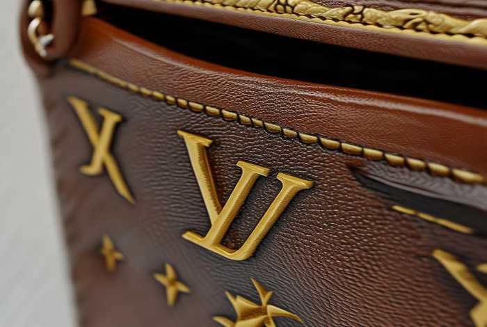 lv包包怎么辨别真假的最好方法、lv包包怎么辨别真假的最好方法图片