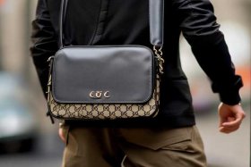 gucci斜挎包男士、gucci男士斜挎包哪个好看