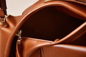 爱马仕马鞍包 拼皮，爱马仕马鞍包 拼皮是真皮吗